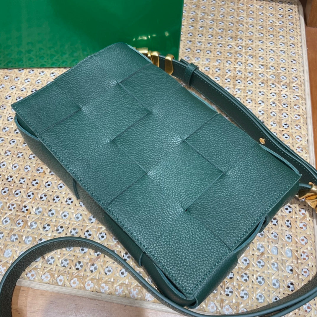 Bolsa Bottega Veneta CASSETTE 23CM BAG