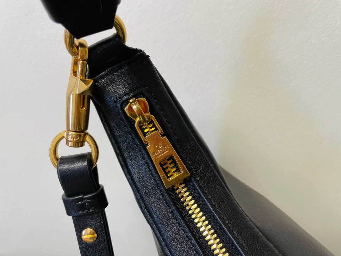 Bolsa Valentino Studsign Hobo