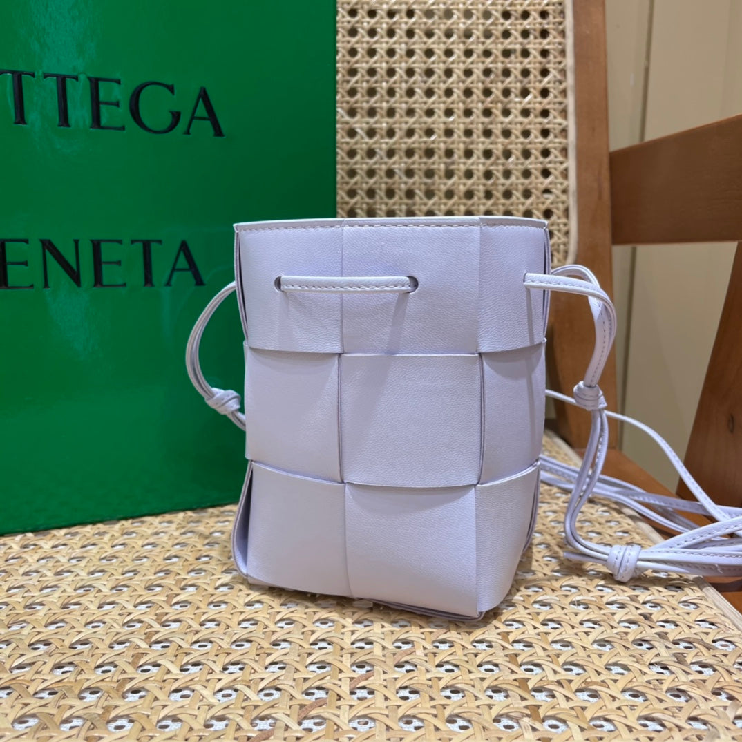 Bolsa Bottega Veneta CASSETTE 14CM