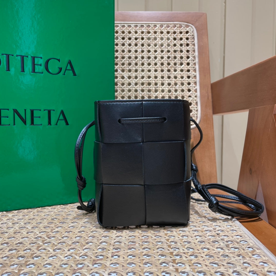 Bolsa Bottega Veneta CASSETTE 14CM