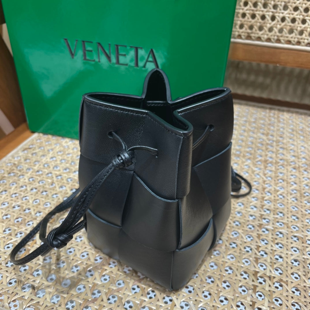 Bolsa Bottega Veneta CASSETTE 14CM