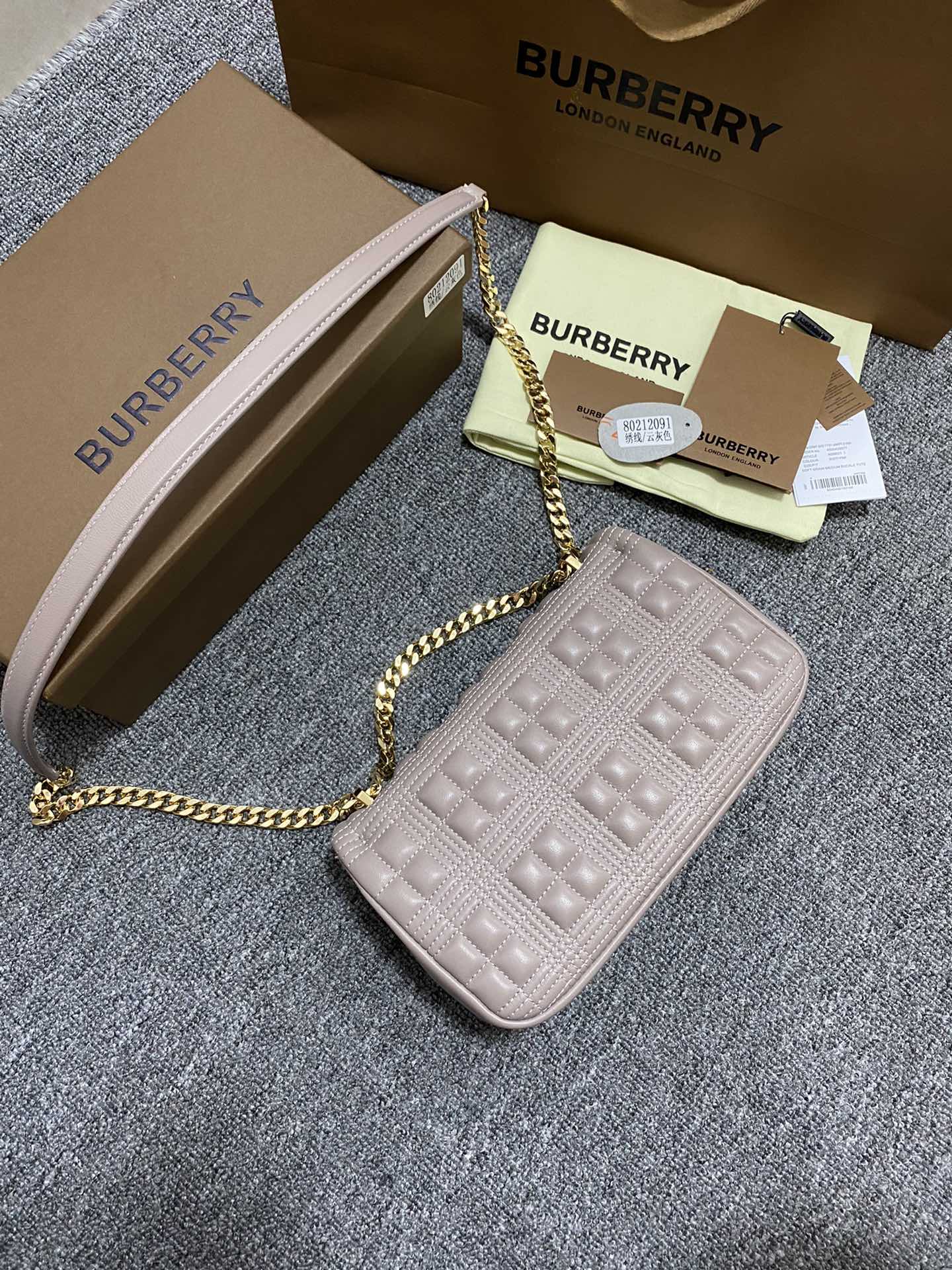 Bolsa Burberry Lola