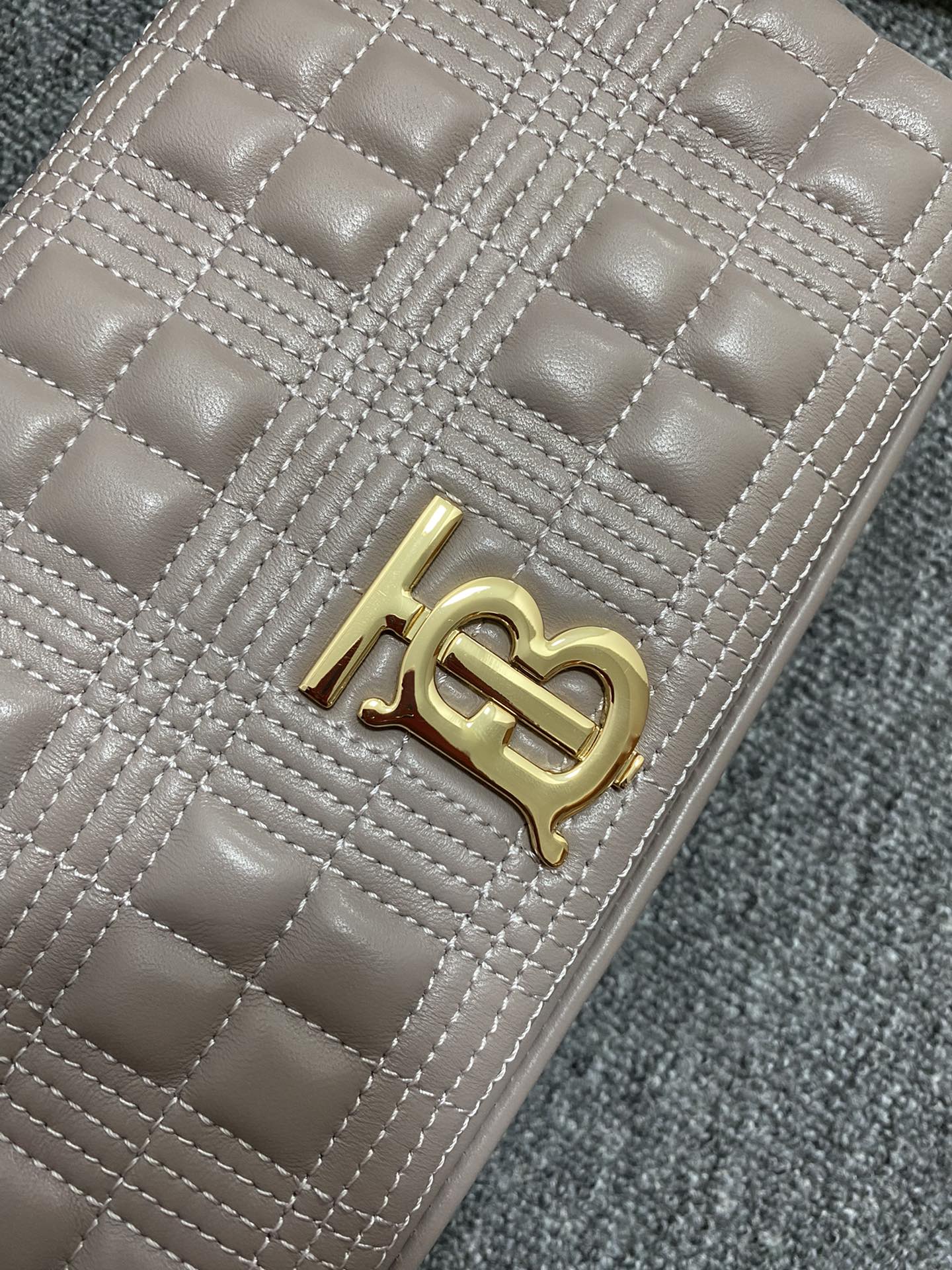 Bolsa Burberry Lola