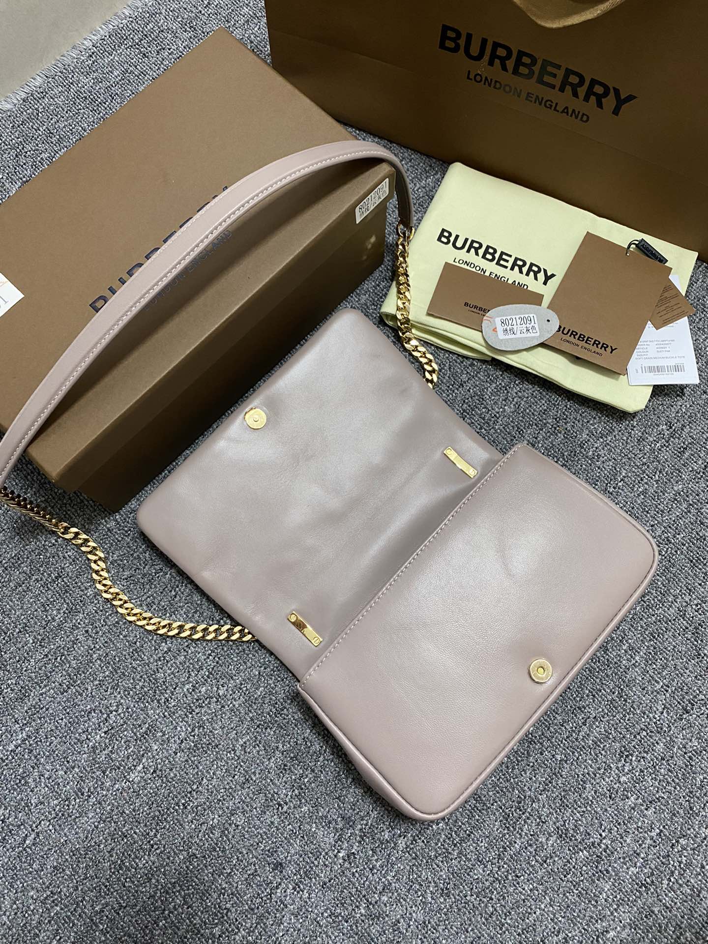Bolsa Burberry Lola