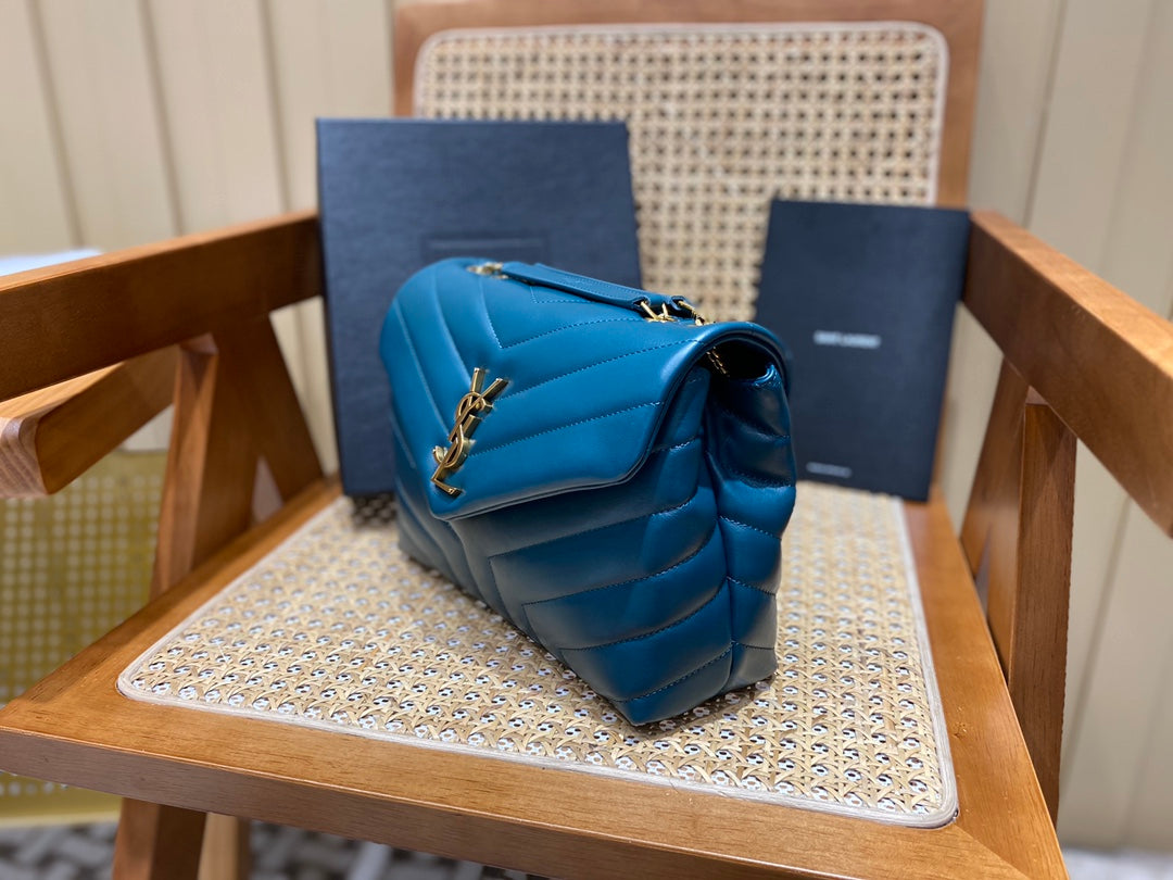 Bolsa YSL LOULOU 23CM Y