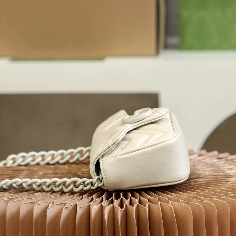 Bolsa Gucci Marmont Super Mini