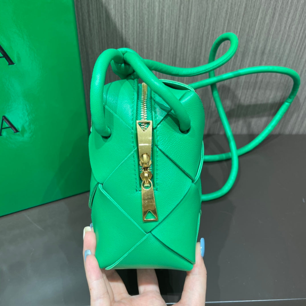 Bolsa Bottega Veneta CASSETTE 14CM