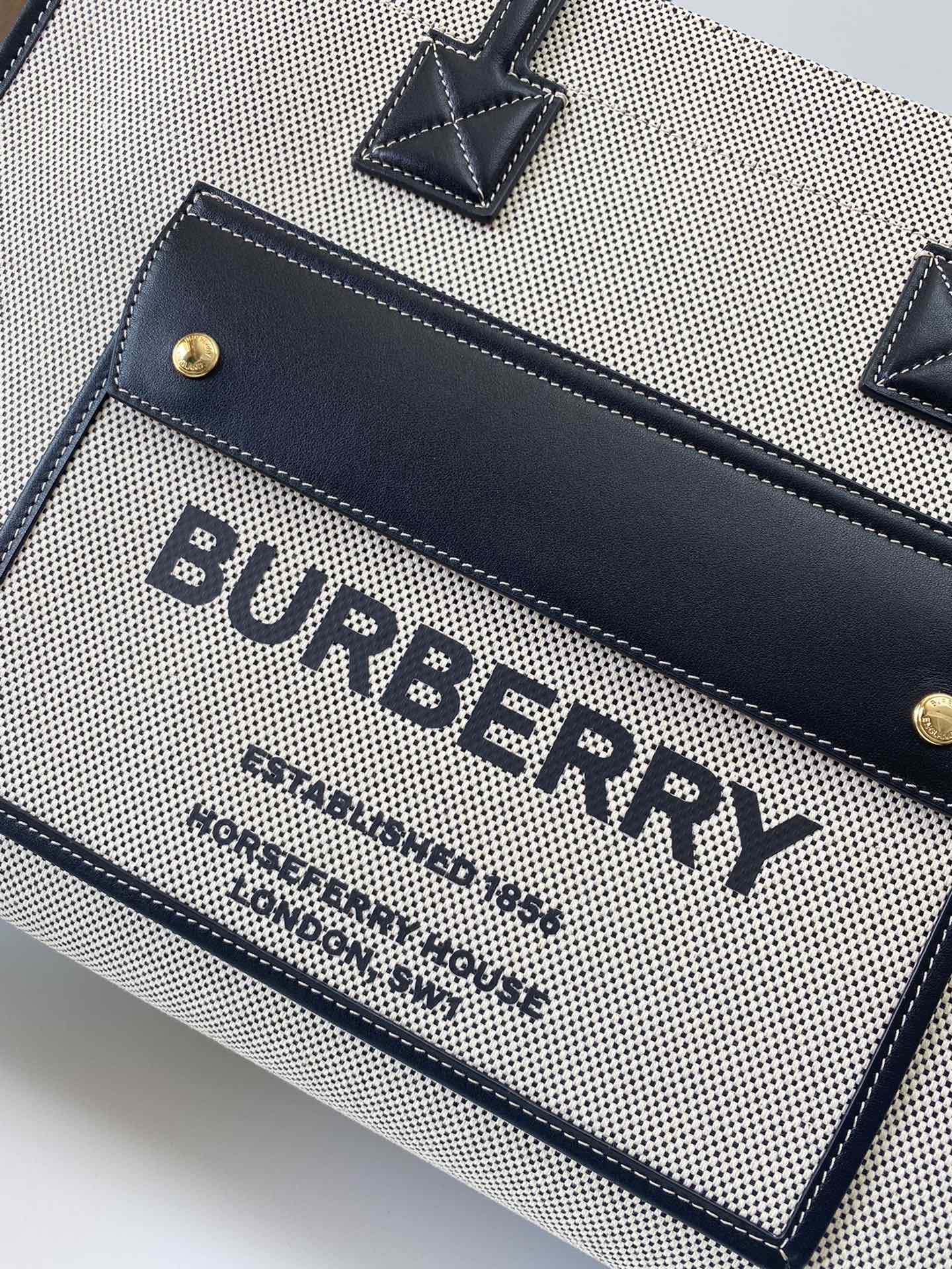 Bolsa Burberry