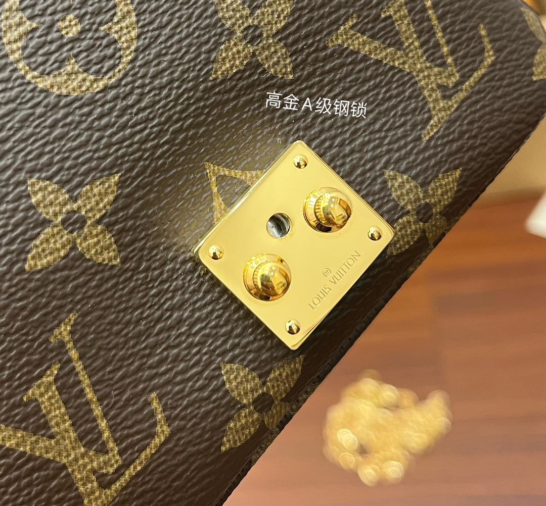Micro Bolsa Louis Vuitton Métis