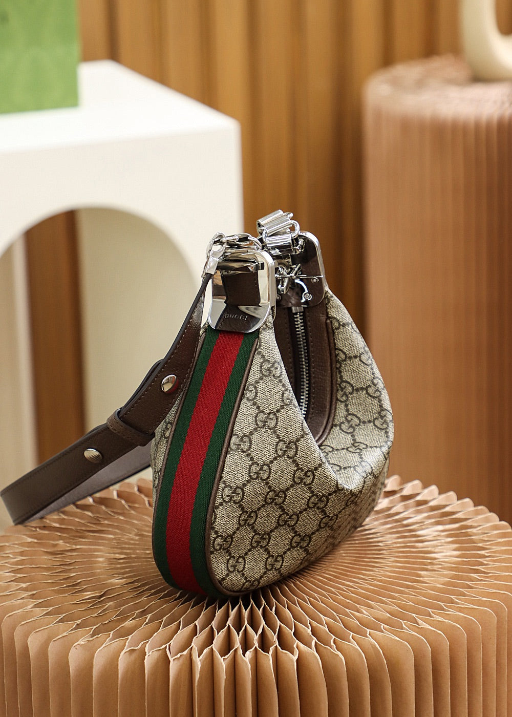 Bolsa Gucci Attache small shoulder bag