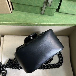 Bolsa Gucci MARMONT MATELASSÉ BELT