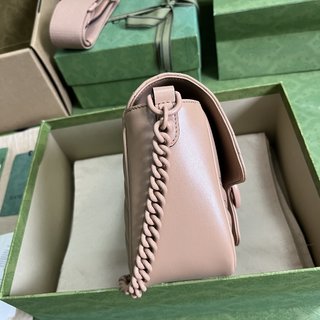 Bolsa Gucci MARMONT MATELASSÉ MINI SHOULDER