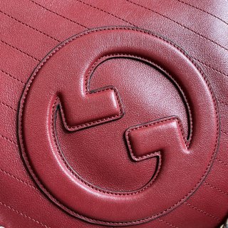 Bolsa Gucci BLONDIE SMALL TOTE