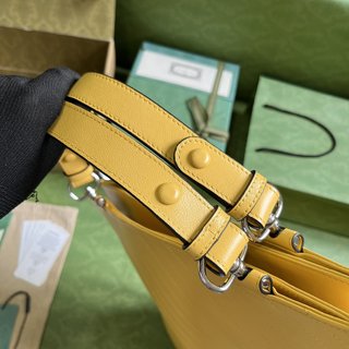 Bolsa Gucci BLONDIE MEDIUM TOTE