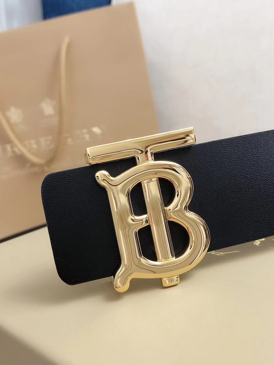 Cinto Burberry