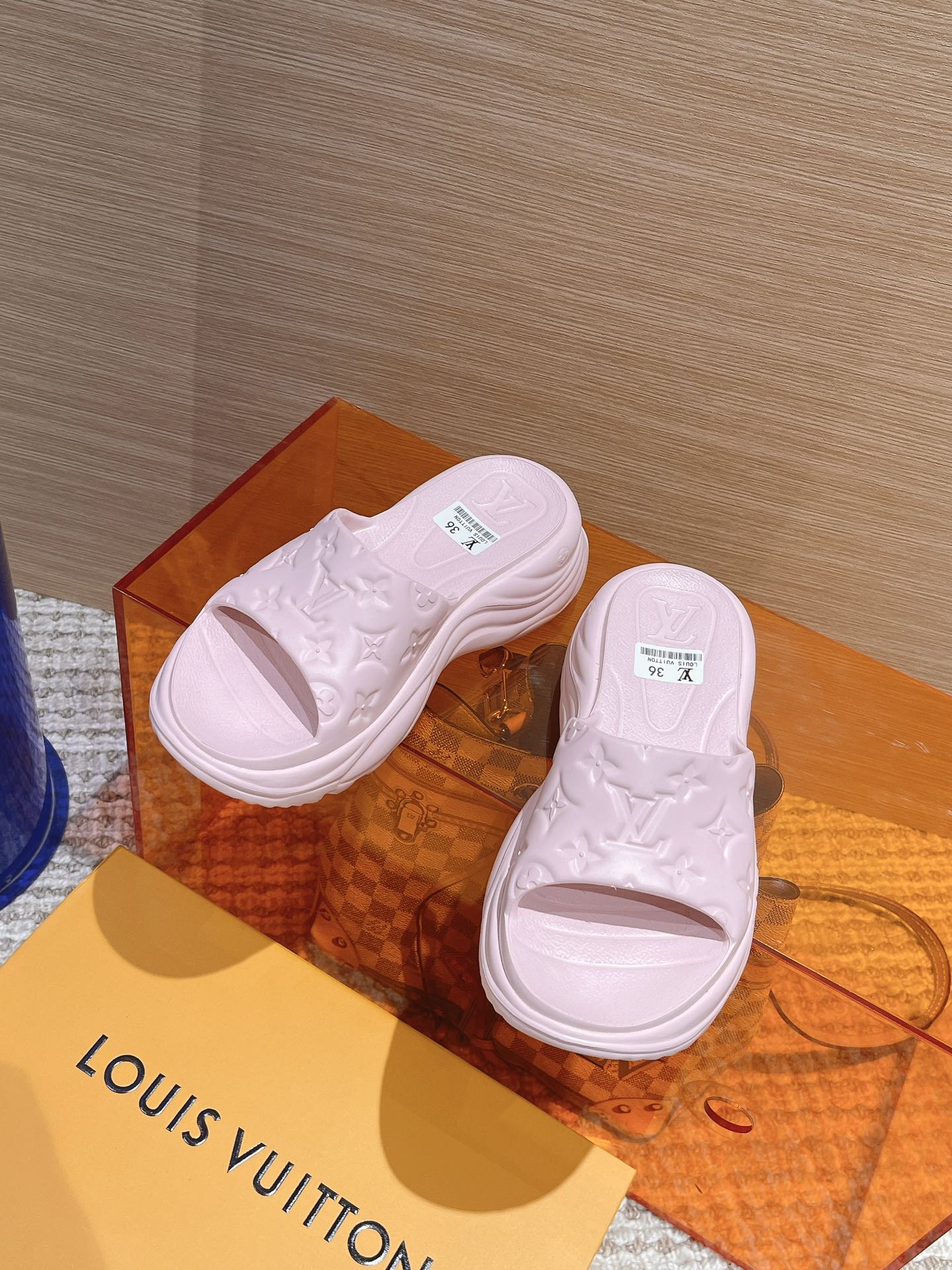 Tênis Louis Vuitton