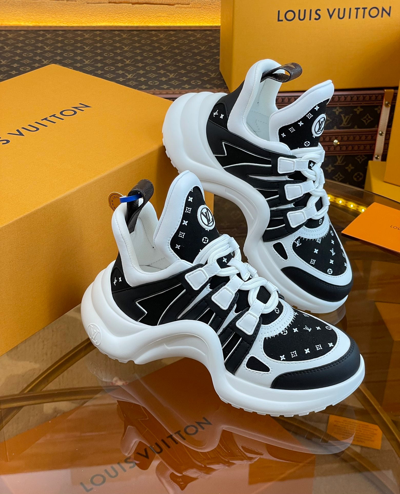 Tênis Louis Vuitton