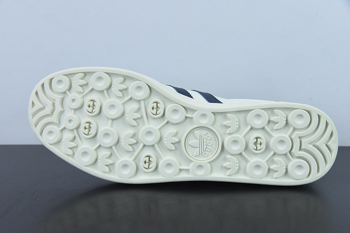 Tênis Gucci x Adidas Originals Gazelle