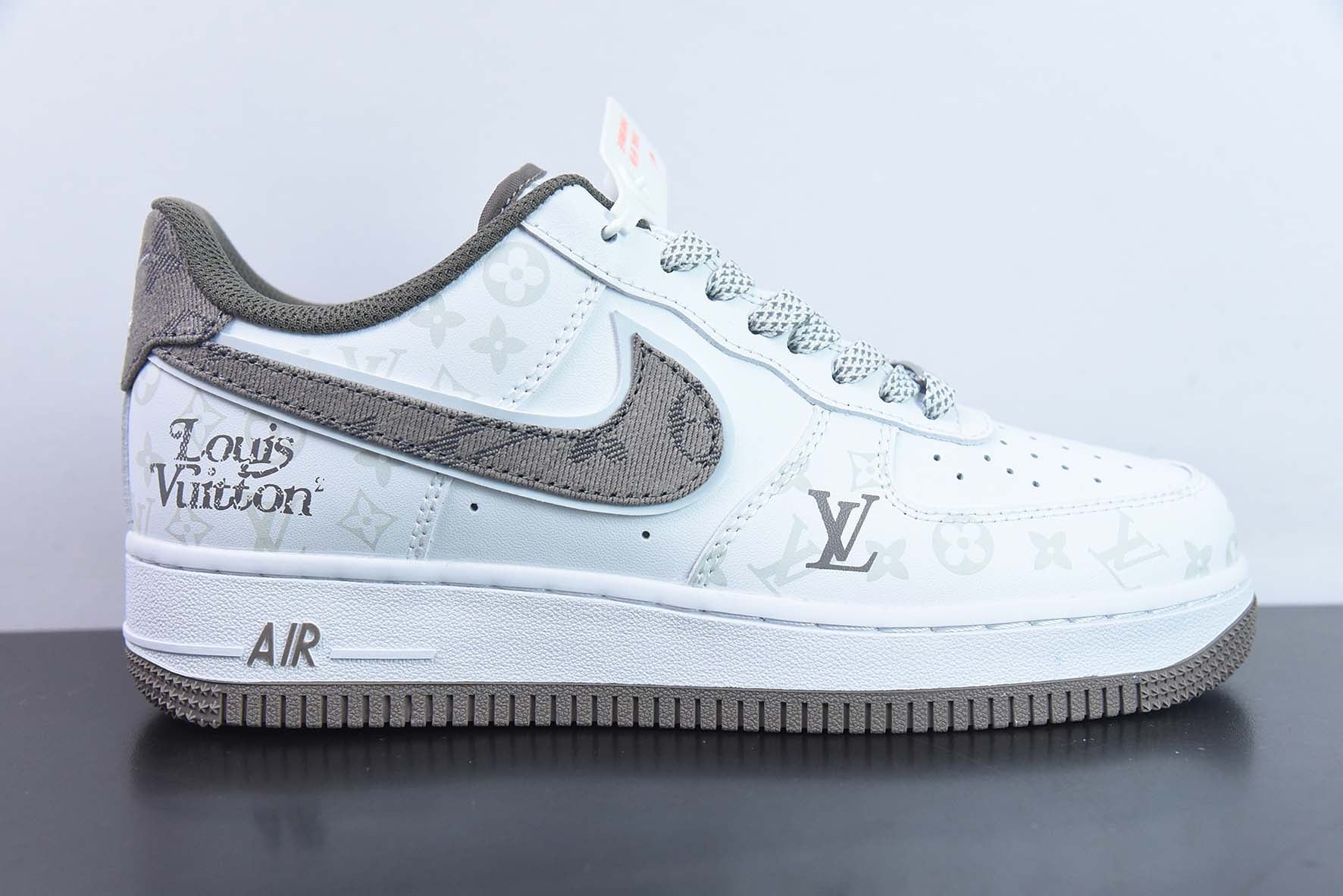 Tênis Louis Vuitton NIke Air Force 1 '07 Low “ – Blomme