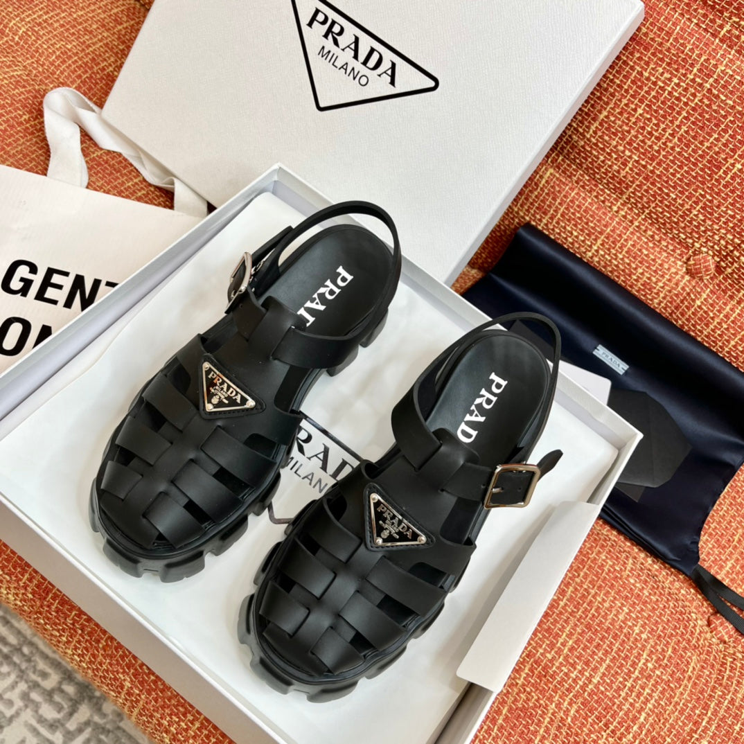 Prada 2023s