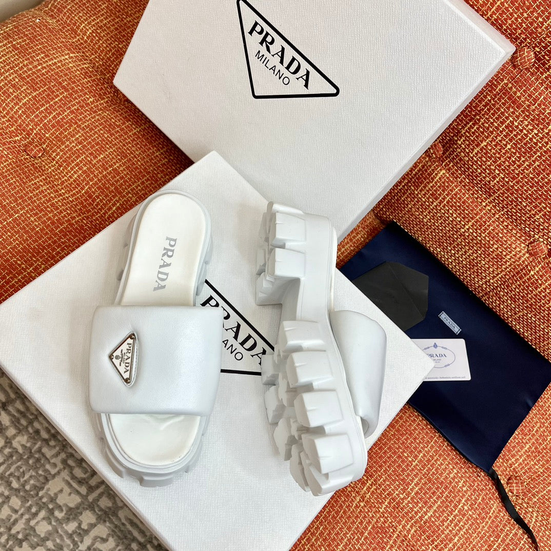 Chinelo Prada 2023ss