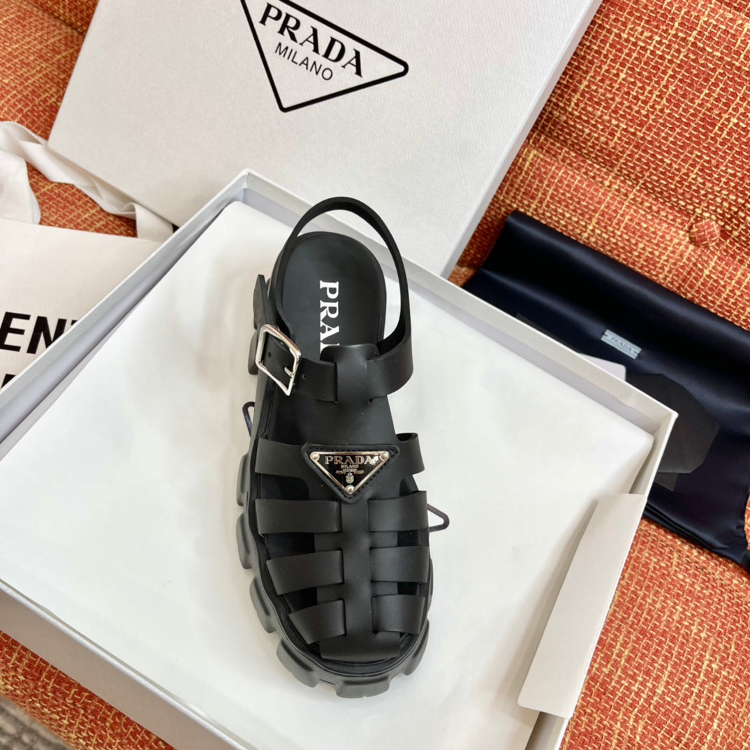 Prada 2023s