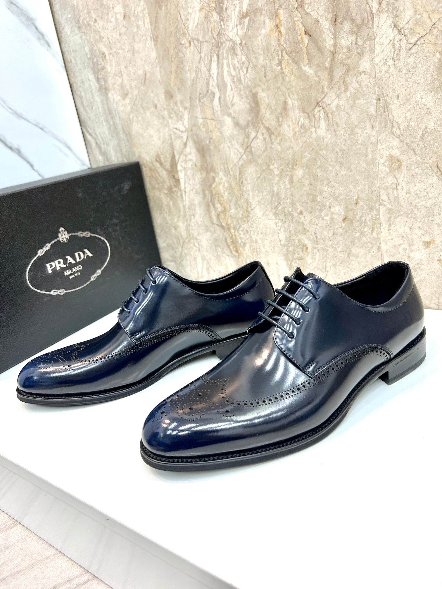 Sapato social Prada