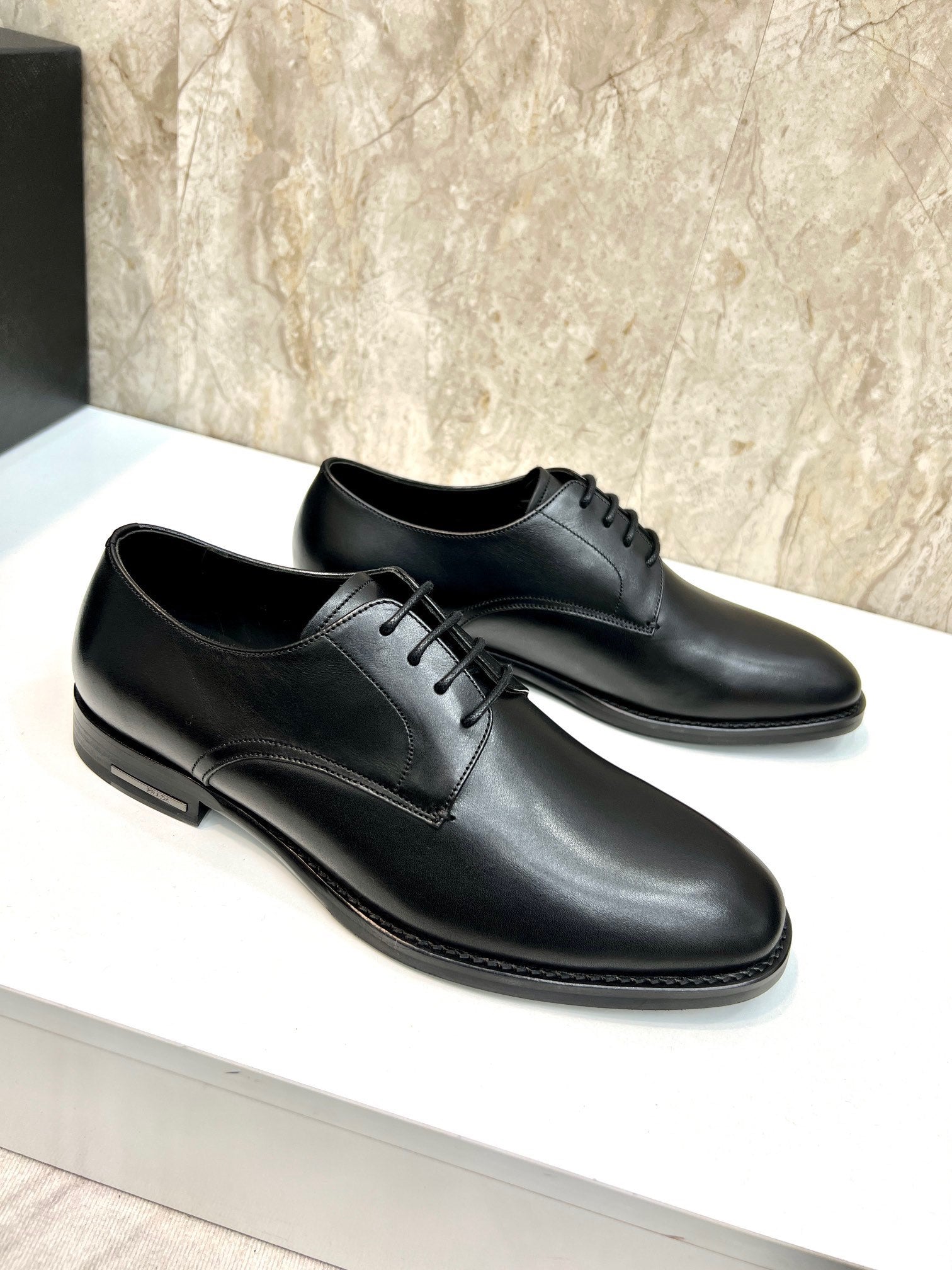 Sapato social Prada