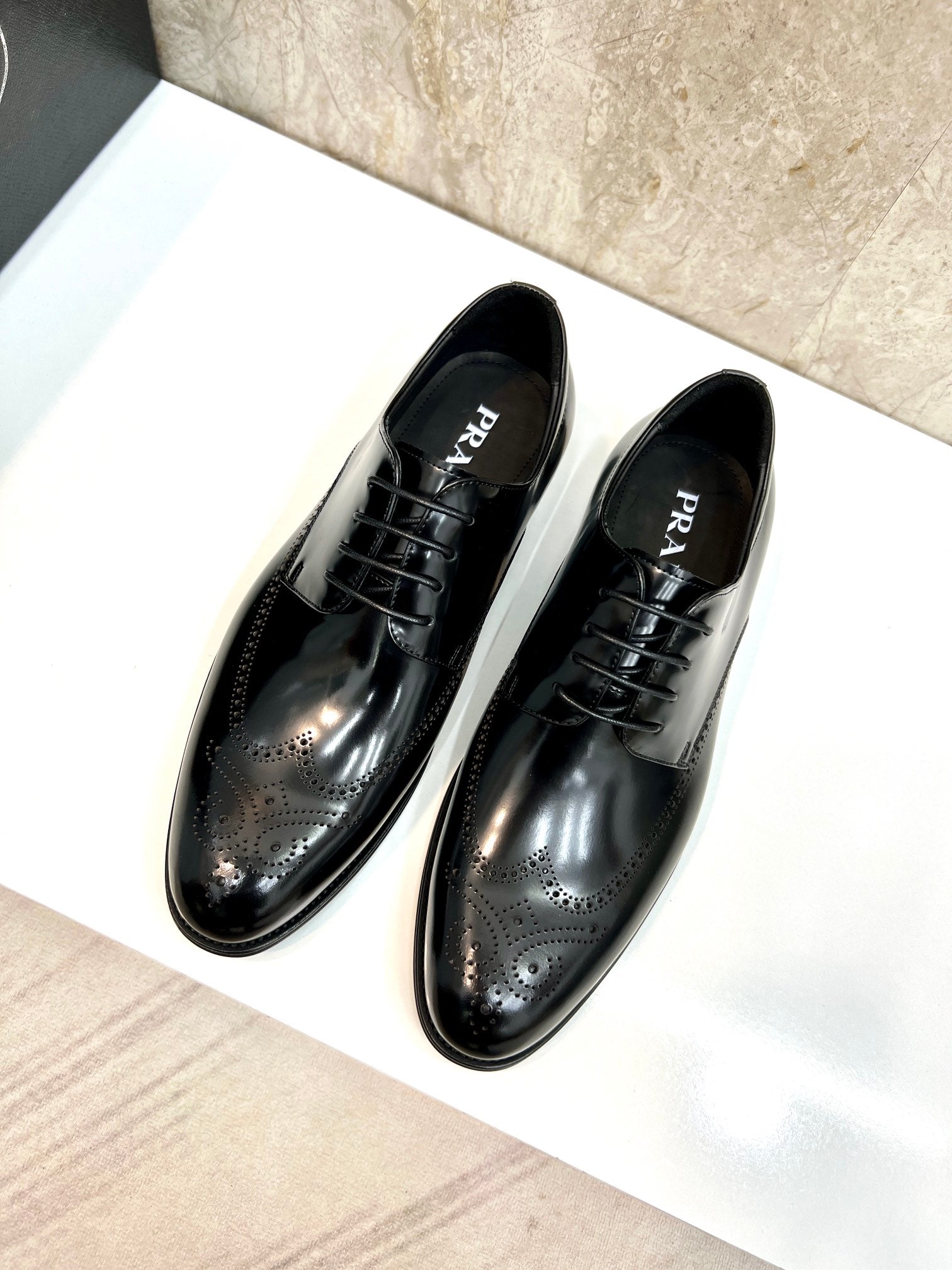 Sapato social Prada