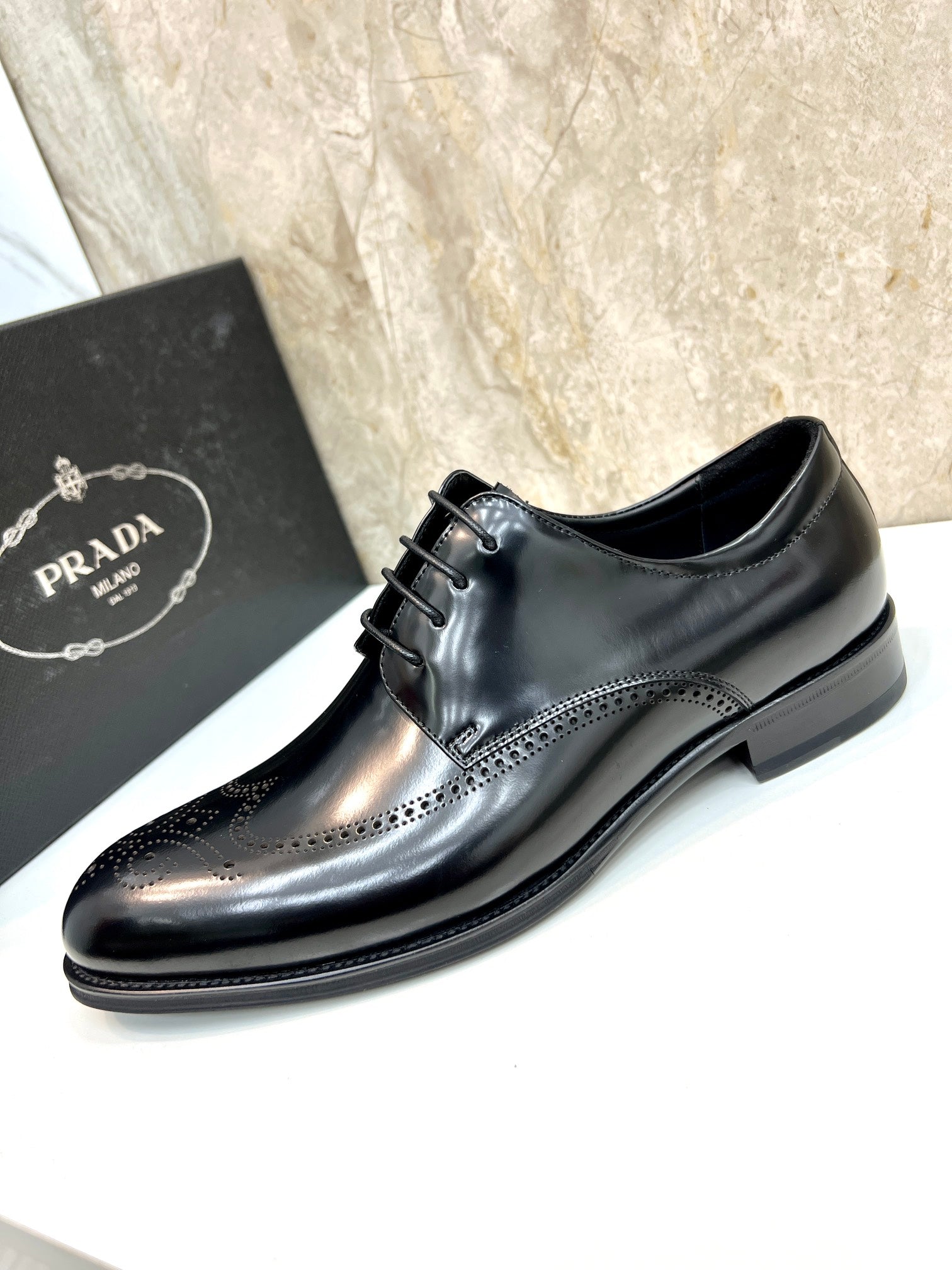 Sapato social Prada