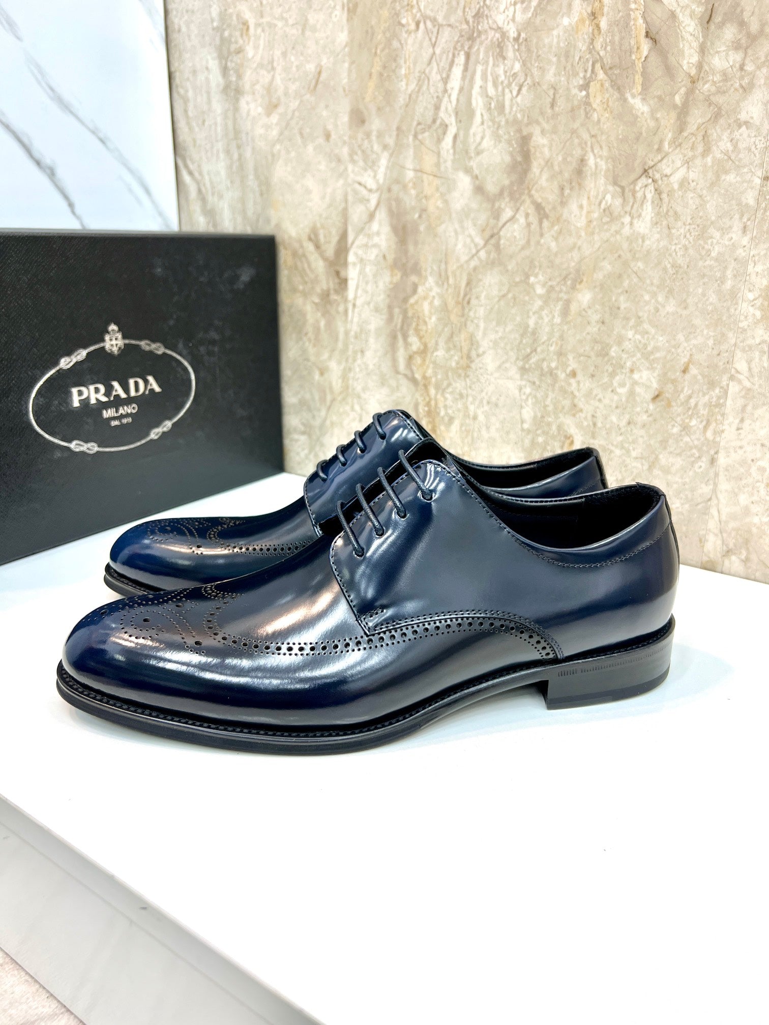 Sapato social Prada
