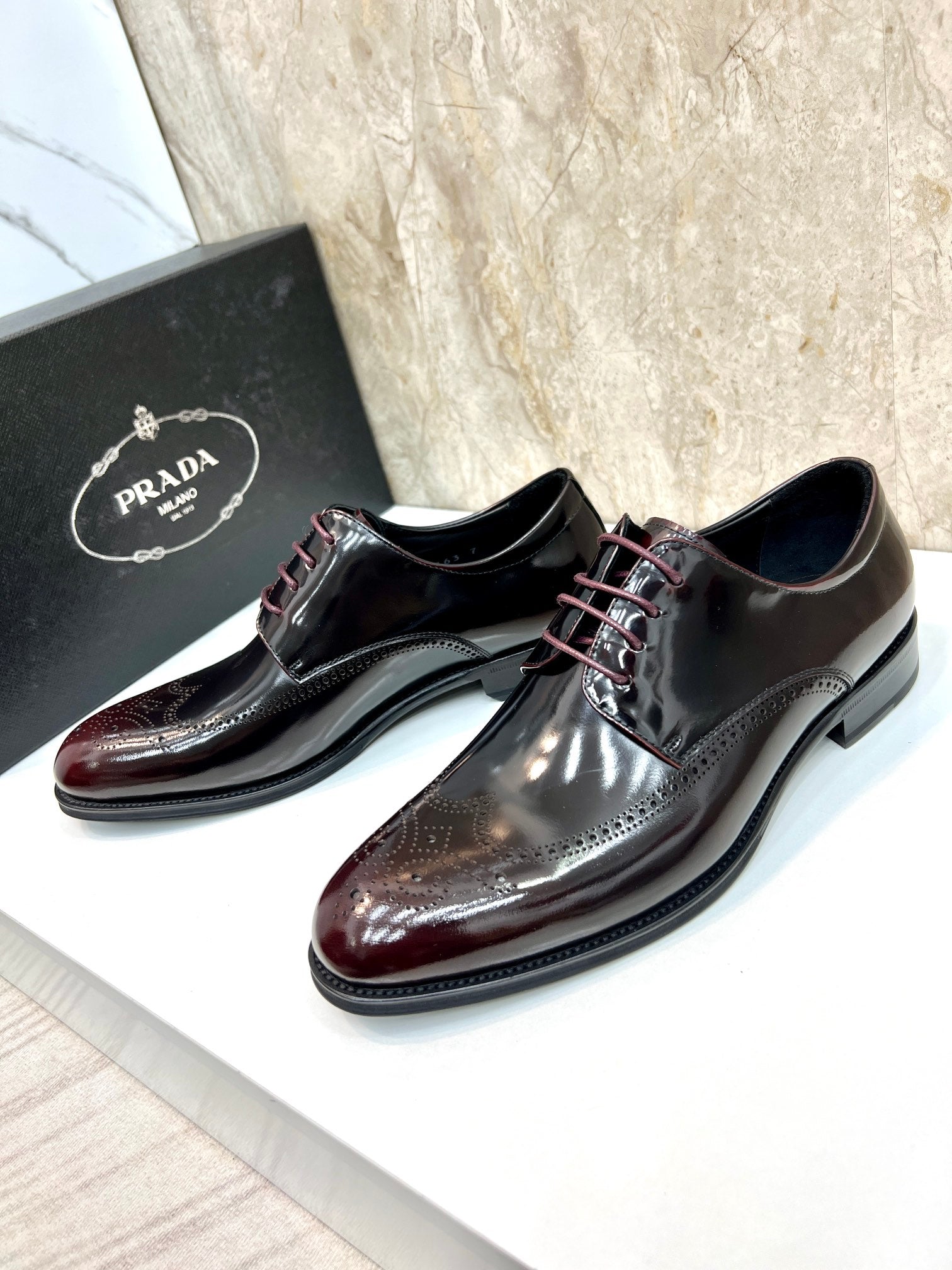 Sapato social Prada