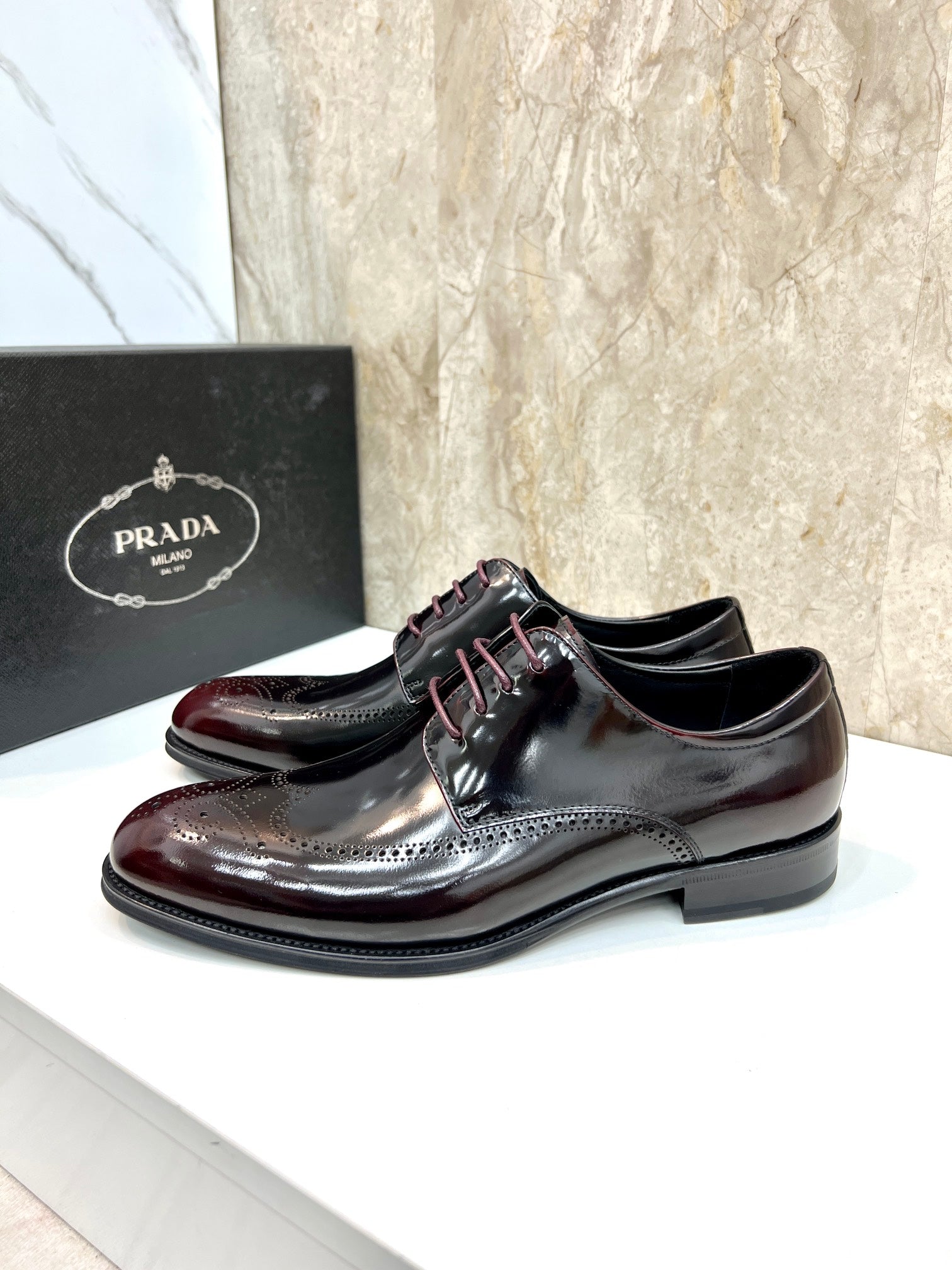 Sapato social Prada