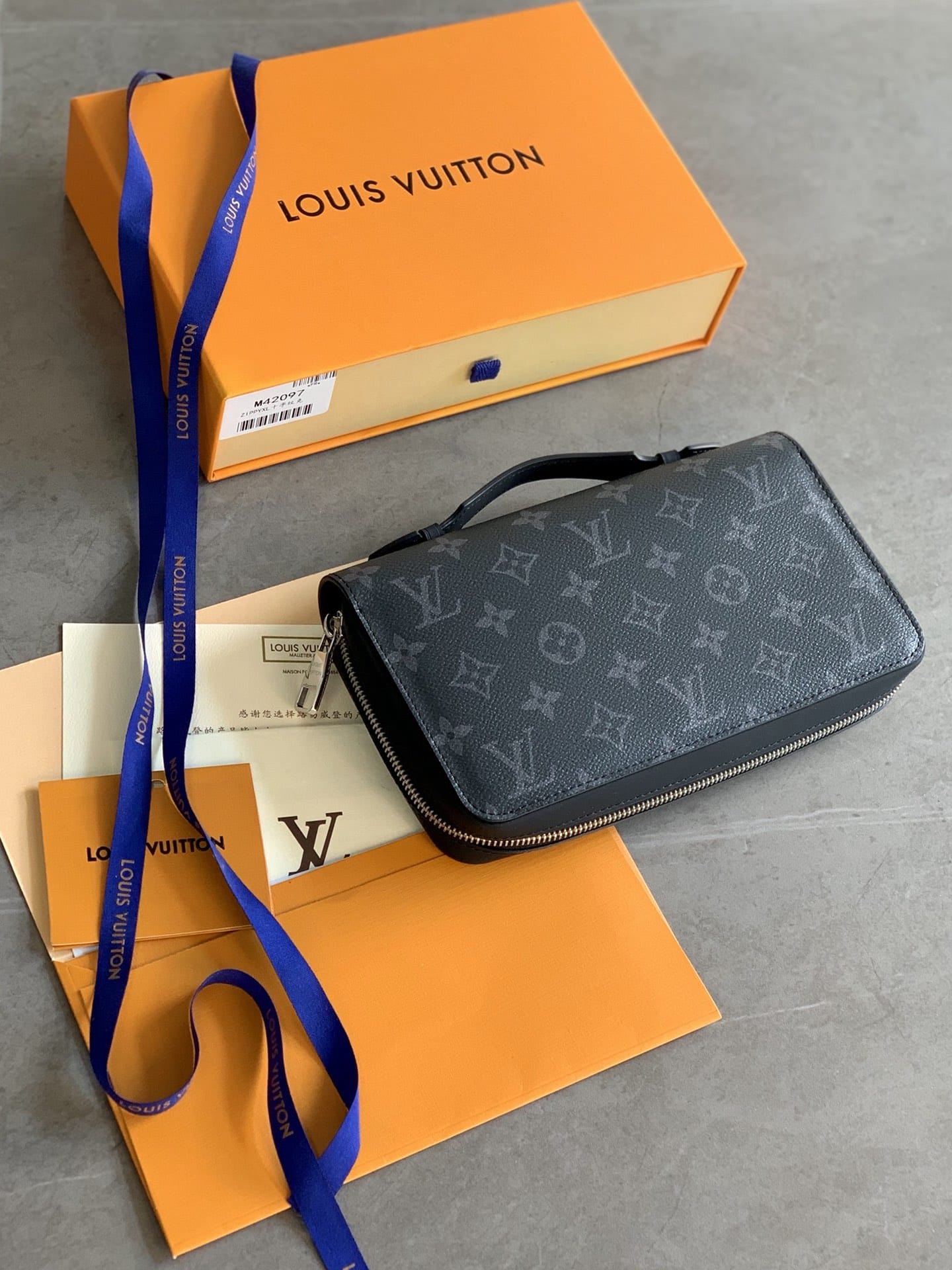 Bolsa Louis Vuitton ZIPPY XL
