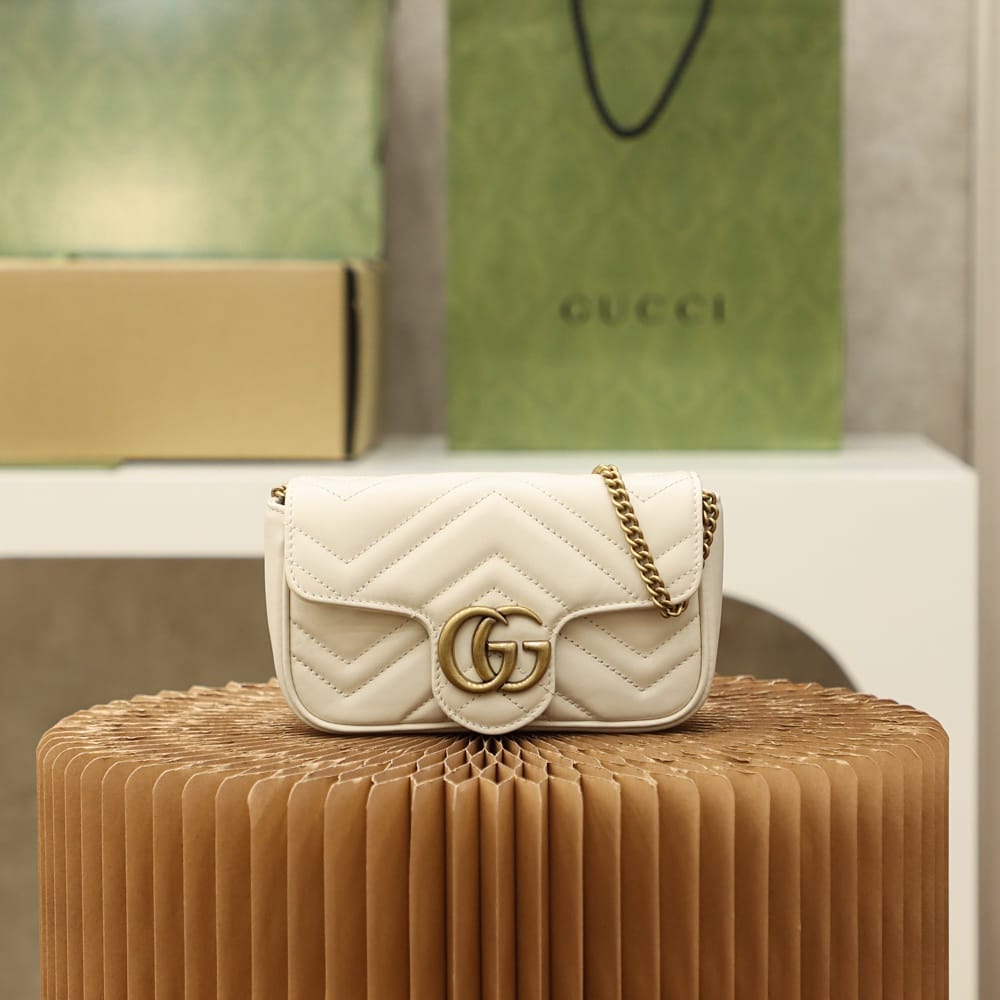 Bolsa Gucci Marmont super mini