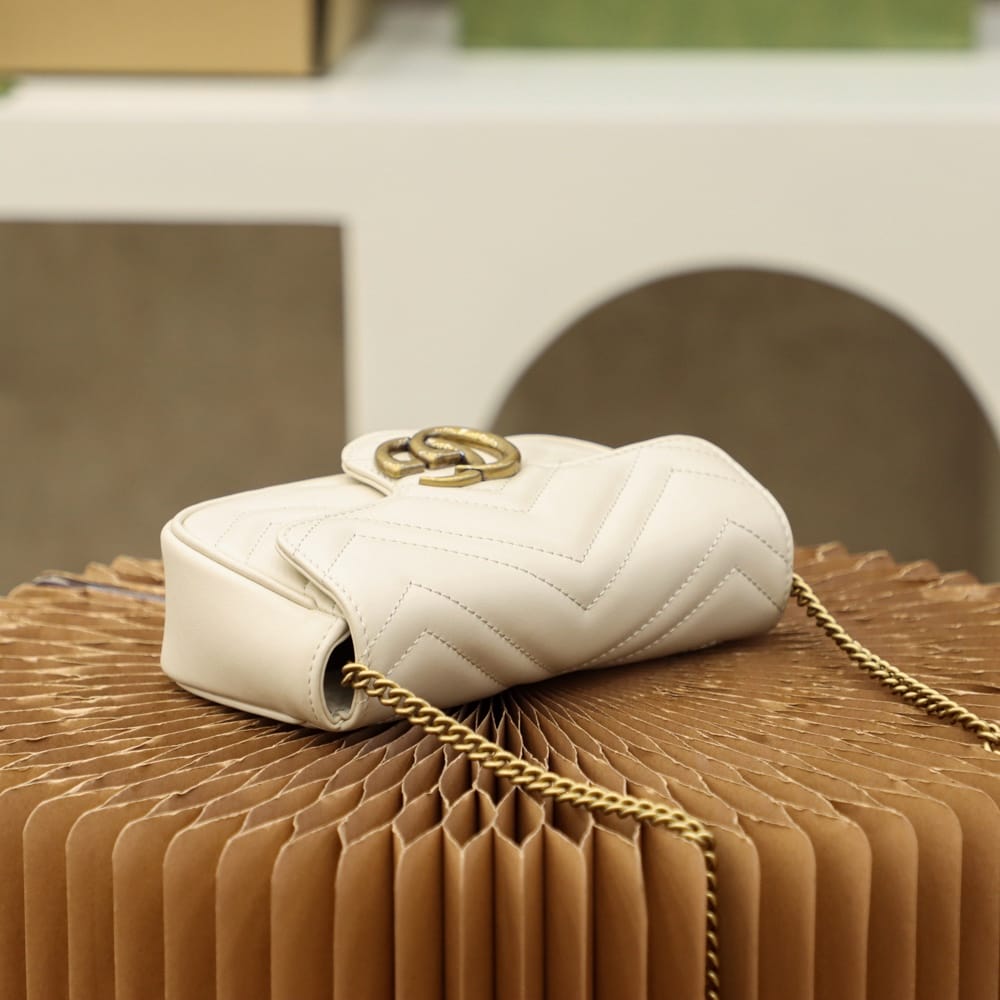 Bolsa Gucci Marmont super mini