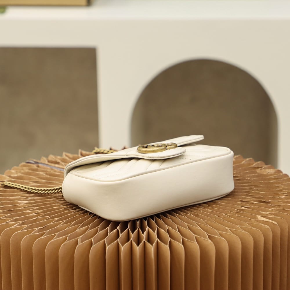 Bolsa Gucci Marmont super mini