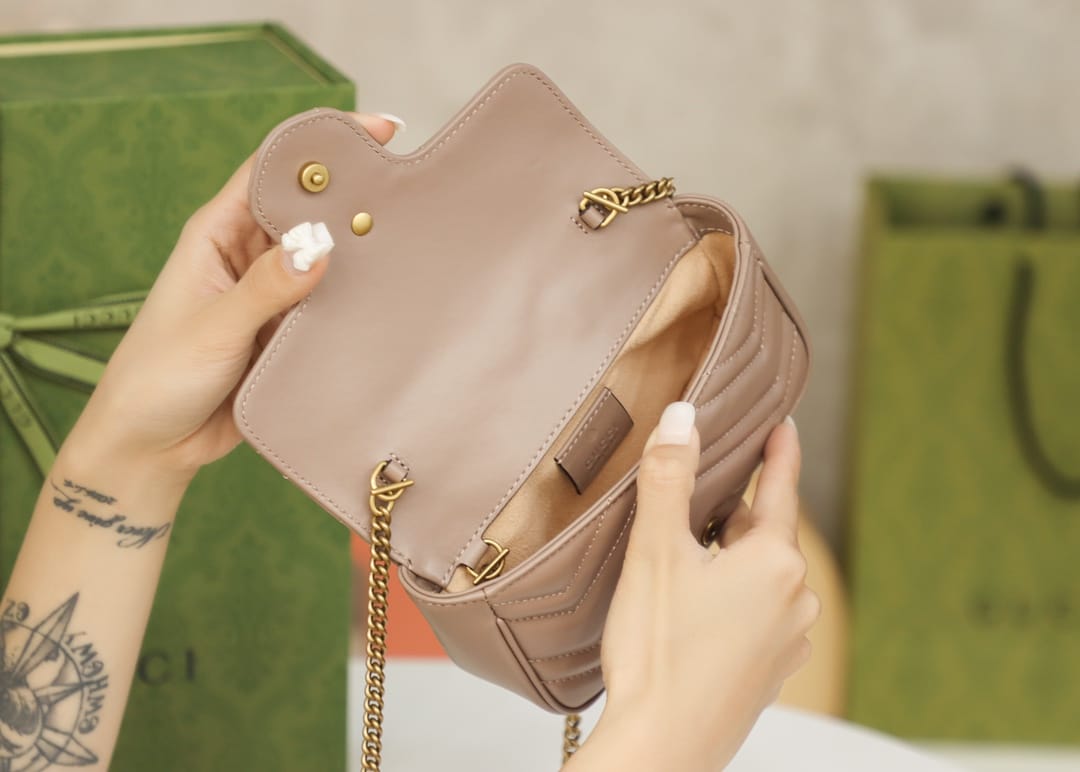 Bolsa Gucci Marmont super mini