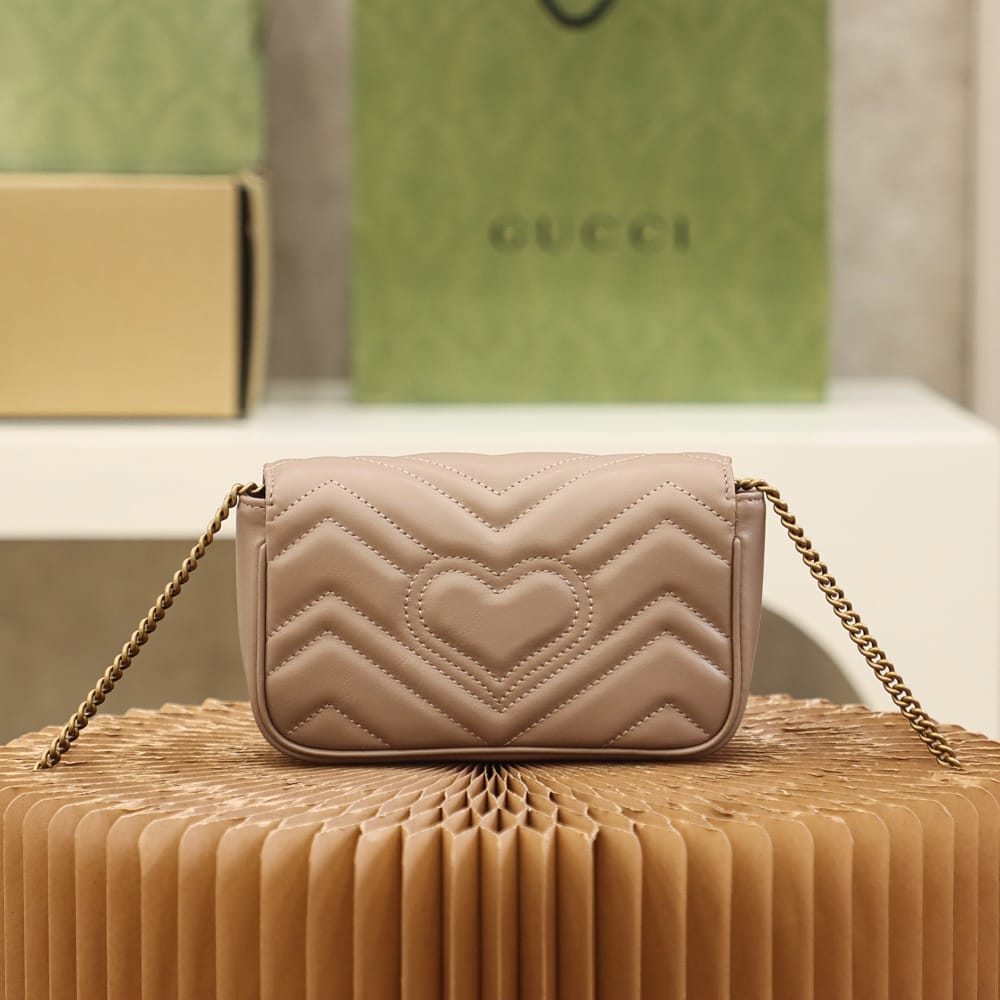Bolsa Gucci Marmont super mini