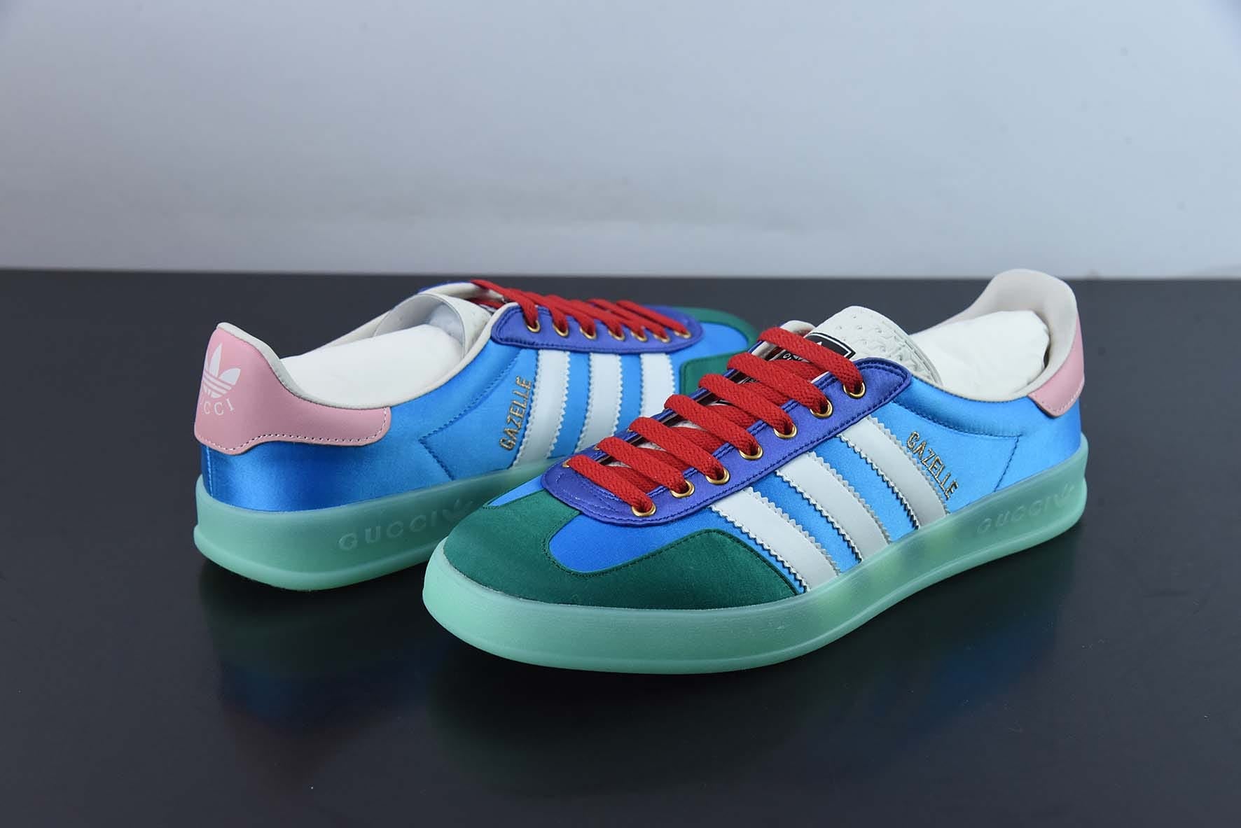 Tênis Gucci X Adidas
