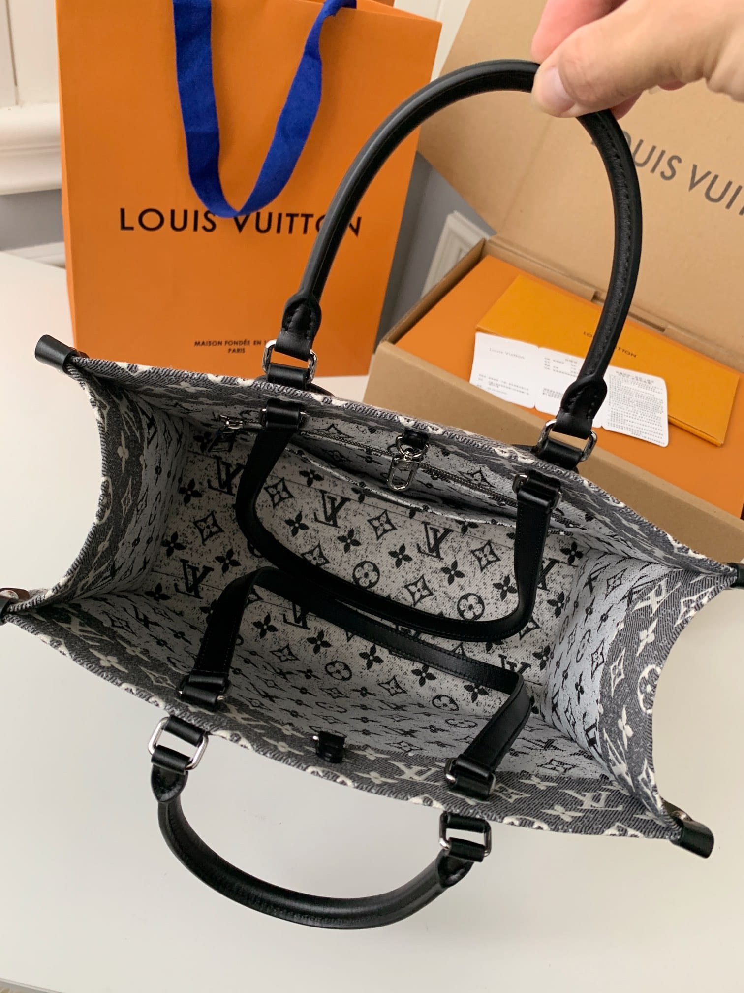 Bolsa Louis Vuitton ONTHEGO MM