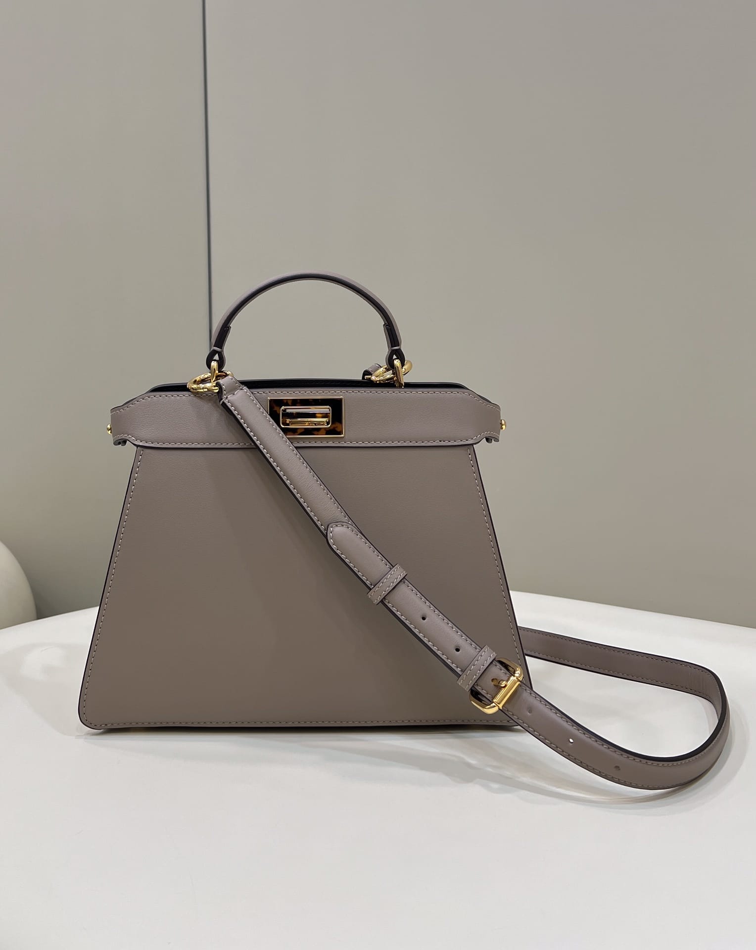 Bolsa FENDI PEEKABOO I SEE U