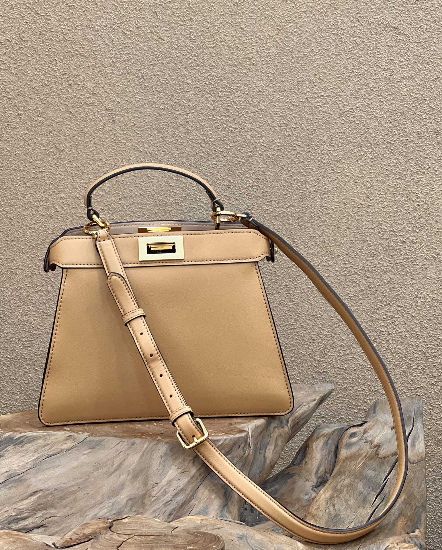 Bolsa FENDI PEEKABOO I SEE U