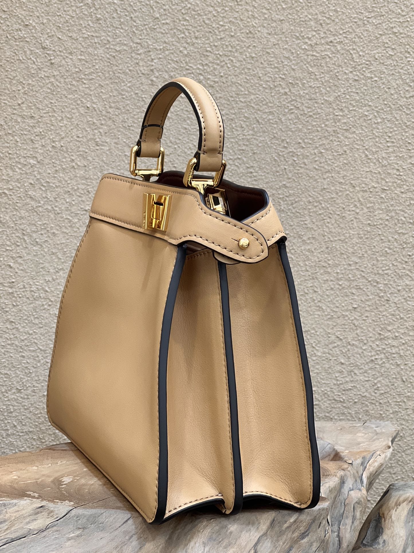 Bolsa FENDI PEEKABOO I SEE U