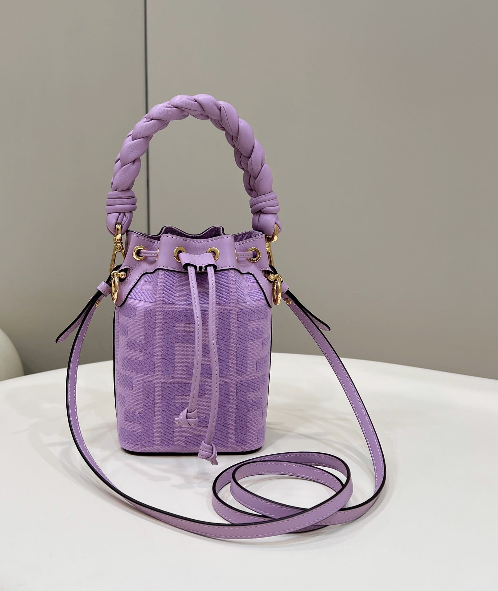 Bolsa FENDI PEEKABOO I See U