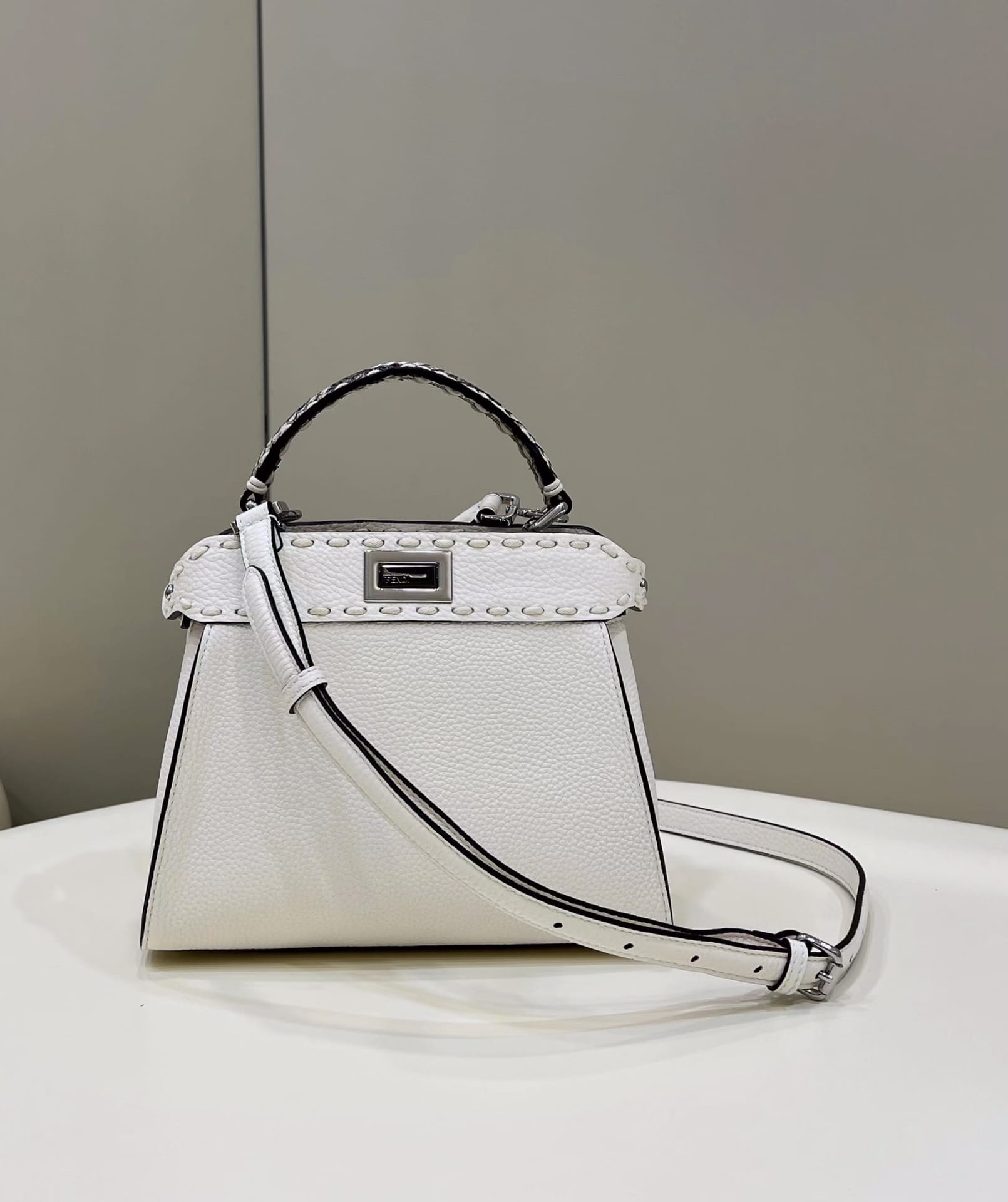 Bolsa FENDI PEEKABOO
