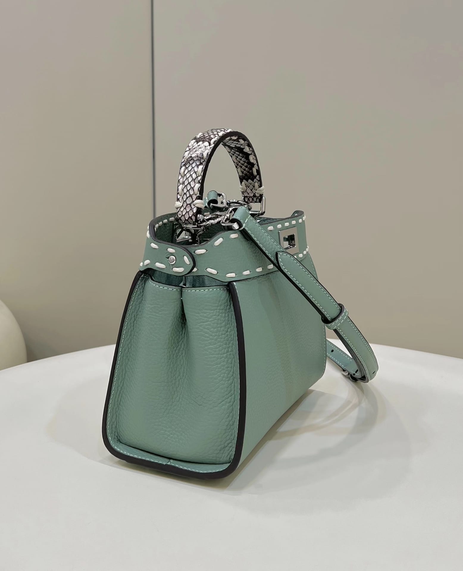Bolsa FENDI PEEKABOO
