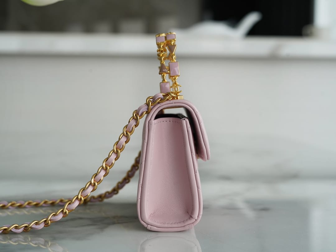 Bolsa CHANEL 22B