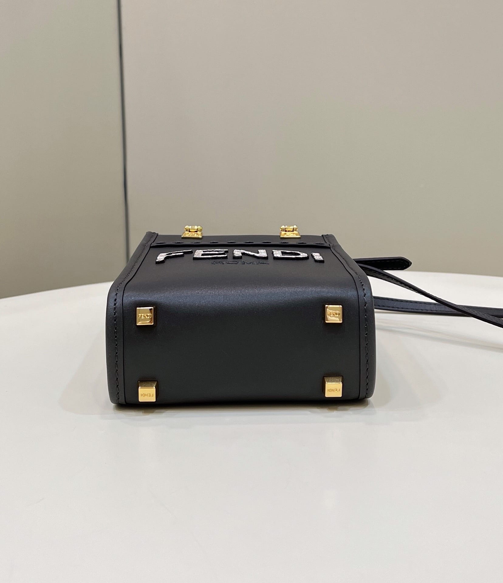 Bolsa FENDI MINI TOTE