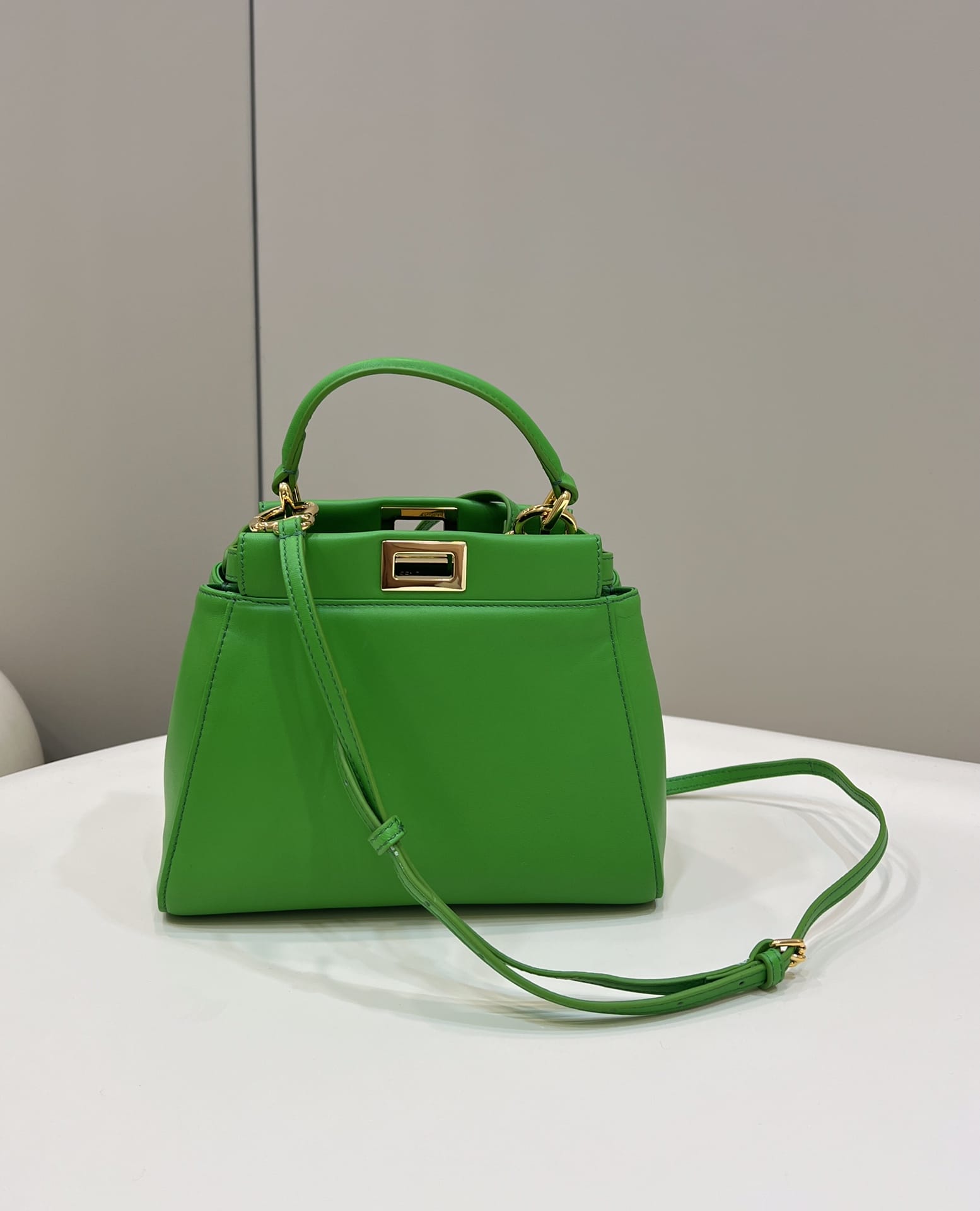 Bolsa FENDI peekaboo
